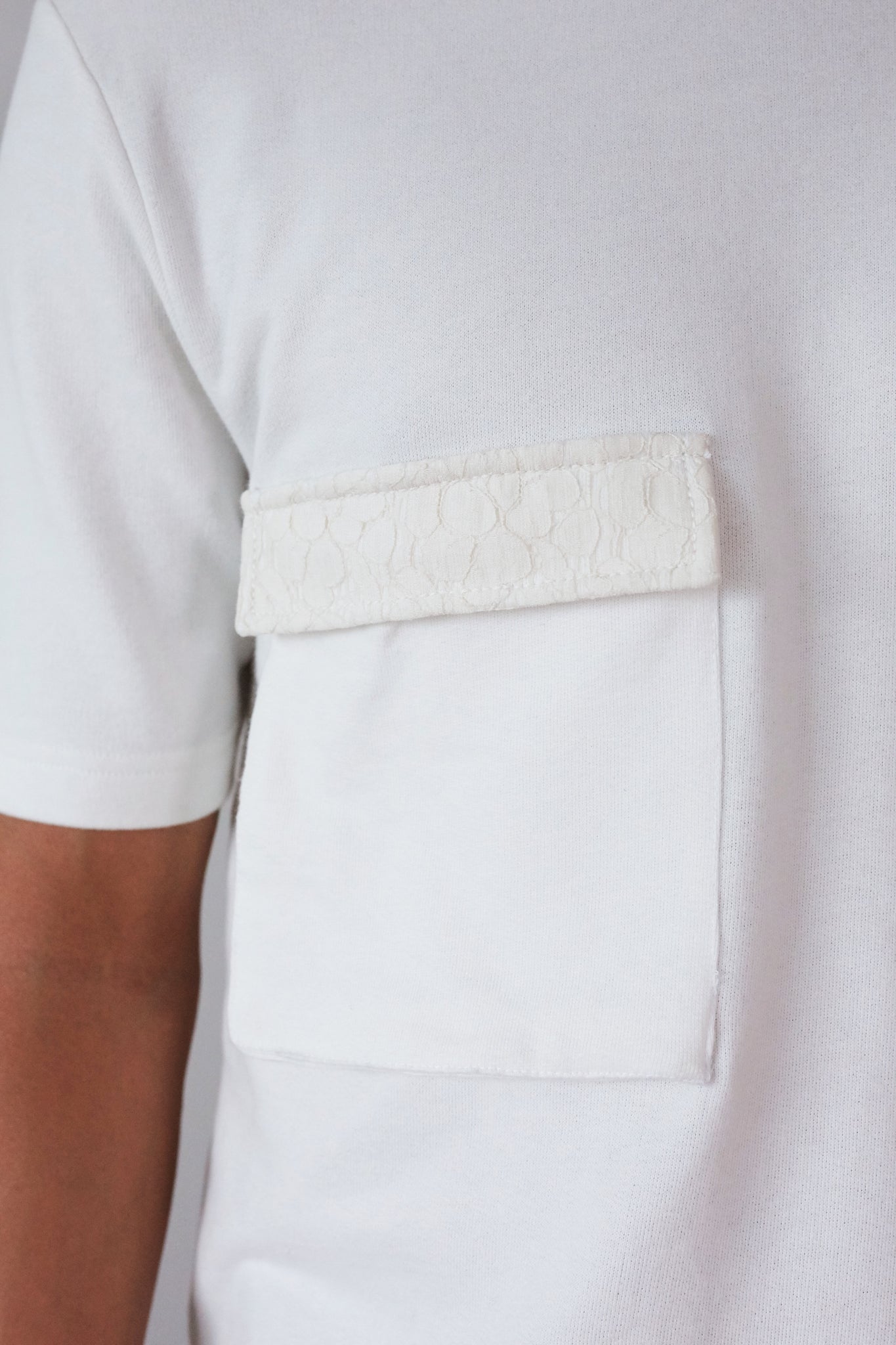 HALF SLEEVE UTILITY T-SHIRT